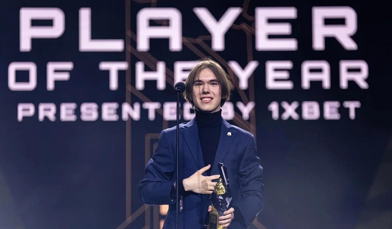 2025LPL全明星：Jiejie、Meiko、 Scout上榜 你心中的年度MVP是谁